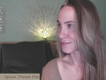 Adamova_Eva — Bongacams recorded stream screenshot (24 Sep 2025)