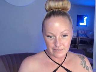 mshunnybunnyy — Camsoda recorded stream image, 26.09.2025 01:30