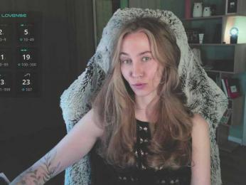 Adamova_Eva — Bongacams recorded stream screenshot (27 Sep 2025)