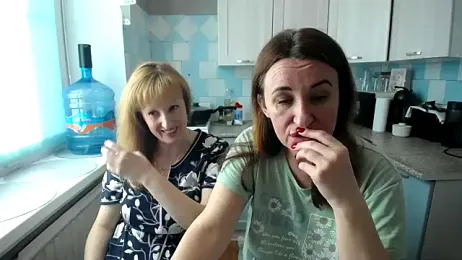 DonnaMagdalena — Stripchat recorded stream screenshot (30 Sep 2025)