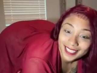 laylared — Camsoda recorded stream image, 30.09.2025 13:10