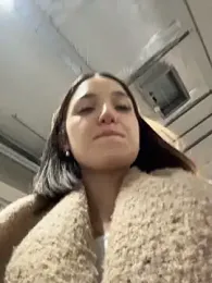 DollyTall — Stripchat recorded stream screenshot (01 Oct 2025)