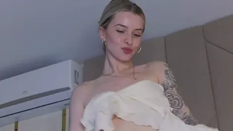Touch_me — Stripchat recorded stream image, 01.10.2025 15:40