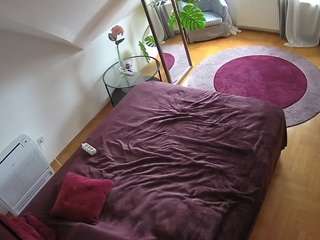voyeurcam-julmodels-whitebed-4 — Camsoda recorded stream image, 02.10.2025 03:00