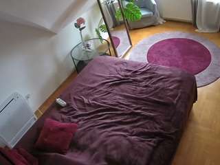 voyeurcam-julmodels-whitebed-4 — Camsoda recorded stream image, 02.10.2025 03:00
