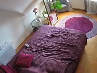 voyeurcam-julmodels-whitebed-4 — Camsoda recorded stream image, 02.10.2025 03:00