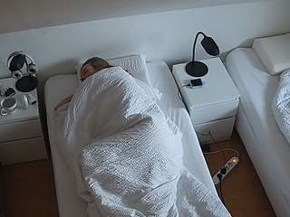 voyeurcam-julmodels-bed-7 — Camsoda recorded stream image, 02.10.2025 03:00