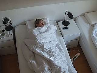 voyeurcam-julmodels-bed-7 — Camsoda recorded stream image, 02.10.2025 03:00