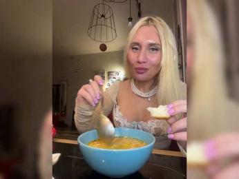 Tvoyasamka77 — Bongacams recorded stream image, 02.10.2025 14:00