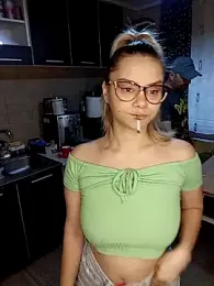 Tasty_Shape — Stripchat recorded stream screenshot (03 Oct 2025)