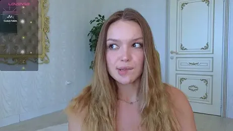 PeachyLina — Stripchat recorded stream image, 03.10.2025 03:10