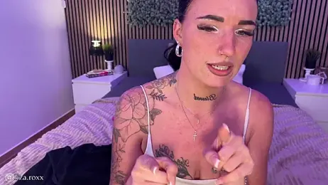 LizaRoxx — Stripchat recorded stream image, 03.10.2025 19:40