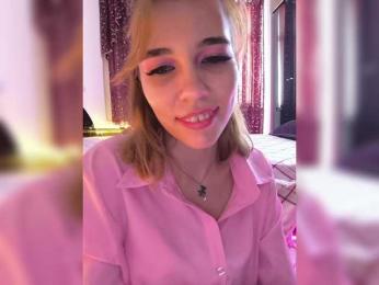 Kityteen — Bongacams recorded stream image, 19.02.2025 05:50