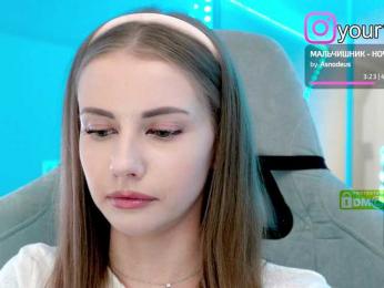 VikkiExtraCheese — Bongacams recorded stream image, 03.10.2025 15:50