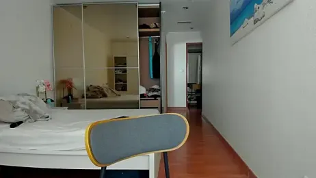 dulceys — Stripchat recorded stream image, 04.10.2025 05:20