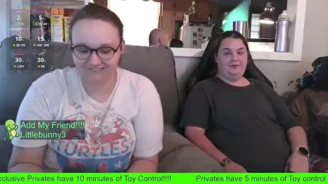 TurtleLady420 — Stripchat recorded stream screenshot (04 Oct 2025)