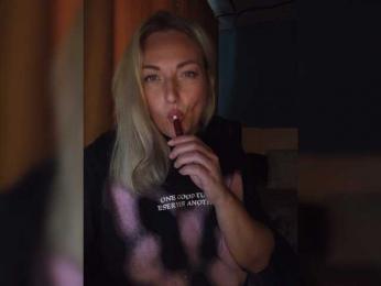 Tanysha-1 — Bongacams recorded stream image, 05.10.2025 06:00