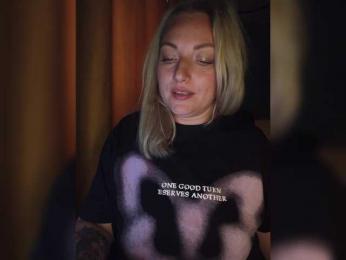 Tanysha-1 — Bongacams recorded stream image, 05.10.2025 06:00