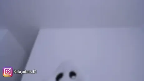 bella_adams_ — Stripchat recorded stream screenshot (05 Oct 2025)