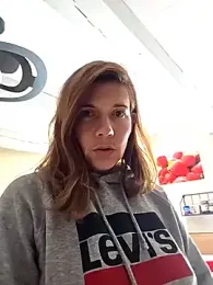 Lina_lou4 — Stripchat recorded stream image, 05.10.2025 12:30