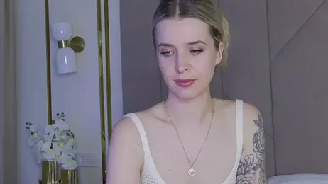 Touch_me — Stripchat recorded stream image, 05.10.2025 16:20