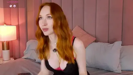 MayaSolar — Stripchat recorded stream image, 06.10.2025 03:40