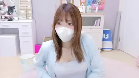 Yui-Ch — Stripchat recorded stream image, 06.10.2025 13:00
