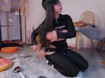 mollyflwers — Chaturbate recorded stream image, 06.10.2025 16:30