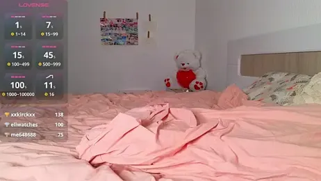 Milana15 — Stripchat recorded stream screenshot (07 Oct 2025)