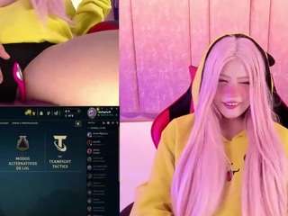 lilapop4 — Camsoda recorded stream image, 07.10.2025 17:00