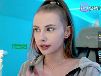 VikkiExtraCheese — Bongacams recorded stream image, 07.10.2025 19:50