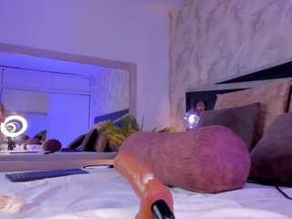 sweet-arii — Camsoda recorded stream image, 08.10.2025 13:00