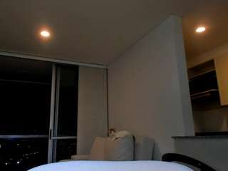 gabyferrer — Camsoda recorded stream image, 08.10.2025 20:00