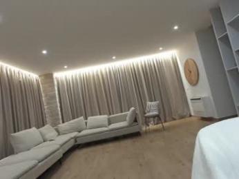 ehotlovea — Chaturbate recorded stream screenshot (09 Oct 2025)