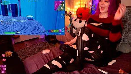 Angel-Lewd-Cake — Stripchat recorded stream image, 09.10.2025 01:40