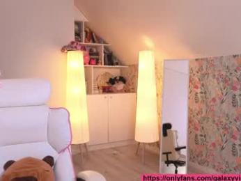 brilliantvictoria — Chaturbate recorded stream image, 09.10.2025 04:10