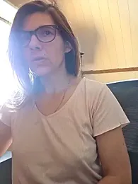 Lina_lou4 — Stripchat recorded stream image, 10.10.2025 11:40