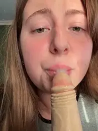 curvyflawless — Stripchat recorded stream screenshot (11 Oct 2025)