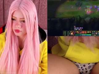 lilapop4 — Camsoda recorded stream image, 11.10.2025 12:30