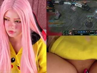 lilapop4 — Camsoda recorded stream image, 11.10.2025 12:30