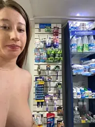 roouse — Stripchat recorded stream screenshot (11 Oct 2025)