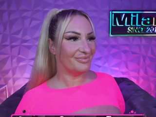 tamaramilano — Camsoda recorded stream screenshot (12 Oct 2025)