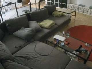 voyeurcam-julmodels-living-3 — Camsoda recorded stream image, 09.10.2025 18:00