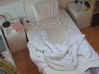 voyeurcam-julmodels-bed-7 — Camsoda recorded stream image, 09.10.2025 18:00