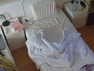 voyeurcam-julmodels-bed-7 — Camsoda recorded stream image, 09.10.2025 18:00