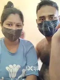 IND_COUPLE1 — Stripchat recorded stream image, 13.10.2025 04:10