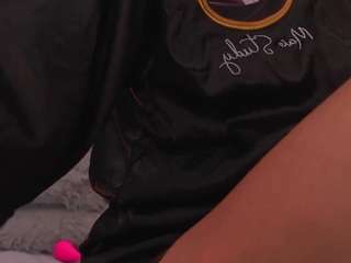 violeta-sanz — Camsoda recorded stream image, 14.10.2025 03:20