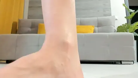 IreneHabibi — Stripchat recorded stream screenshot (14 Oct 2025)