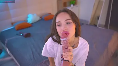 Bllowjoyy — Stripchat recorded stream image, 14.10.2025 07:00