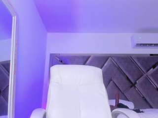 salommecruz — Camsoda recorded stream image, 15.10.2025 05:40